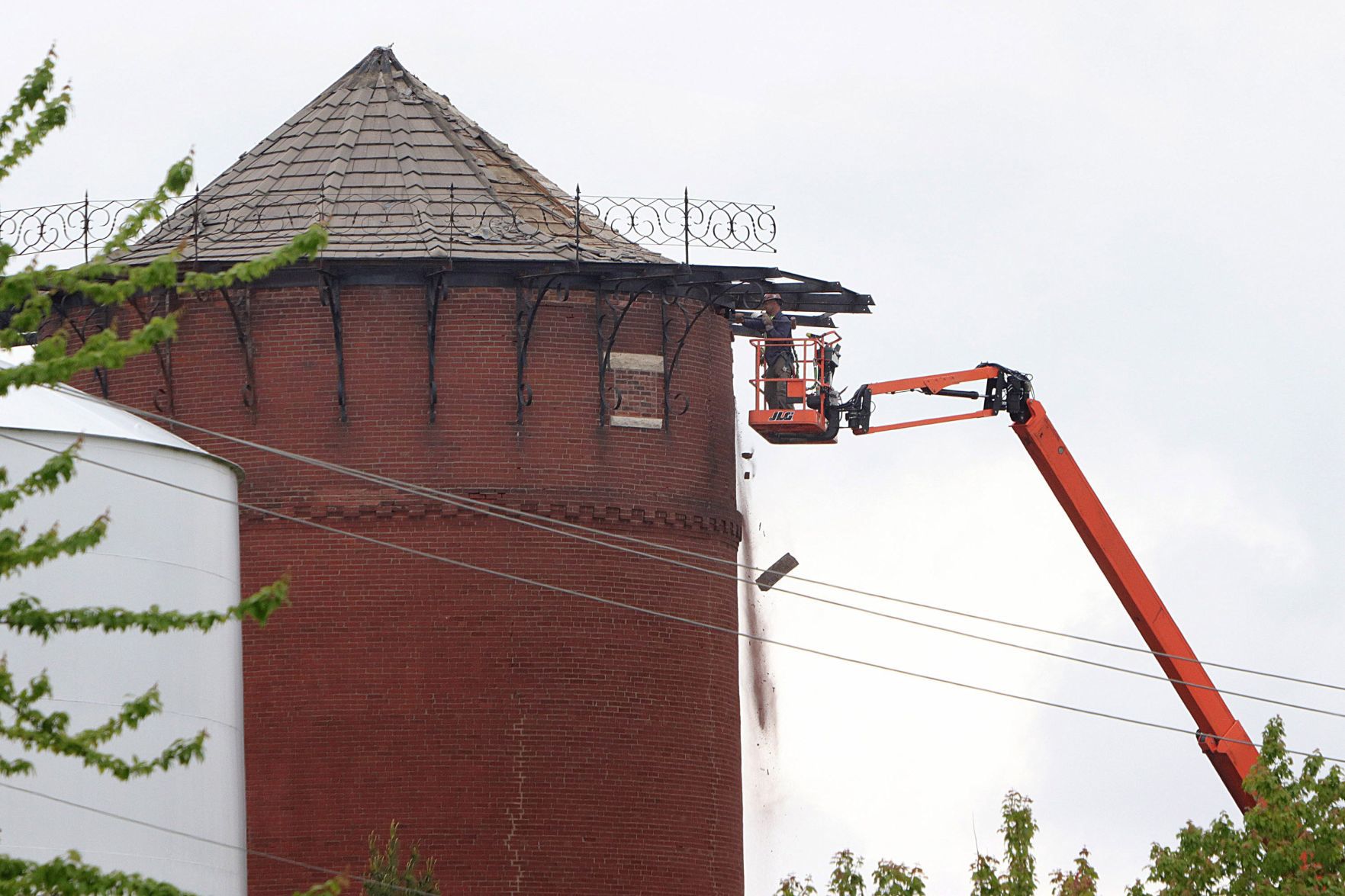 Old water tower on Lindenwood campus to come down